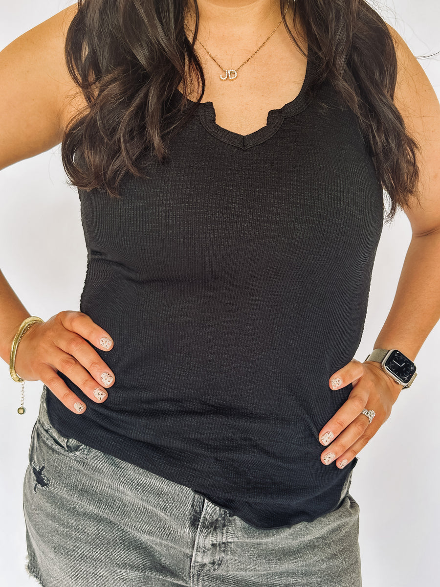 Black notched ribbed tank top