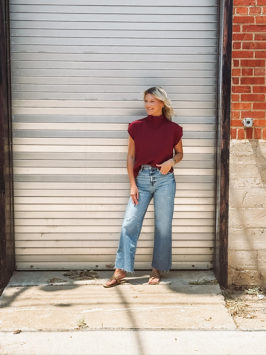 Pleaser jeans in wide awake vintage by Daze - a medium faded wash crop jean with a raw hem.