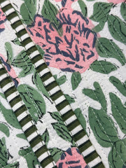 Quilted tote bag in peony paradise.