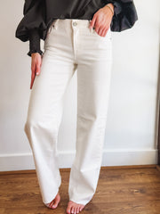 white mid-rise denim jeans