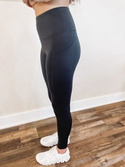 black pocket leggings
