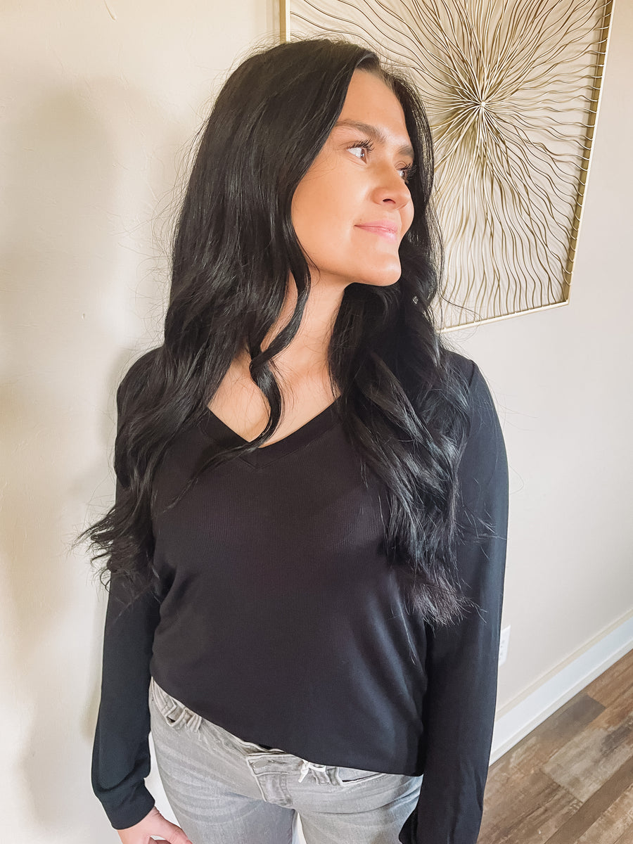 black long sleeve v neck