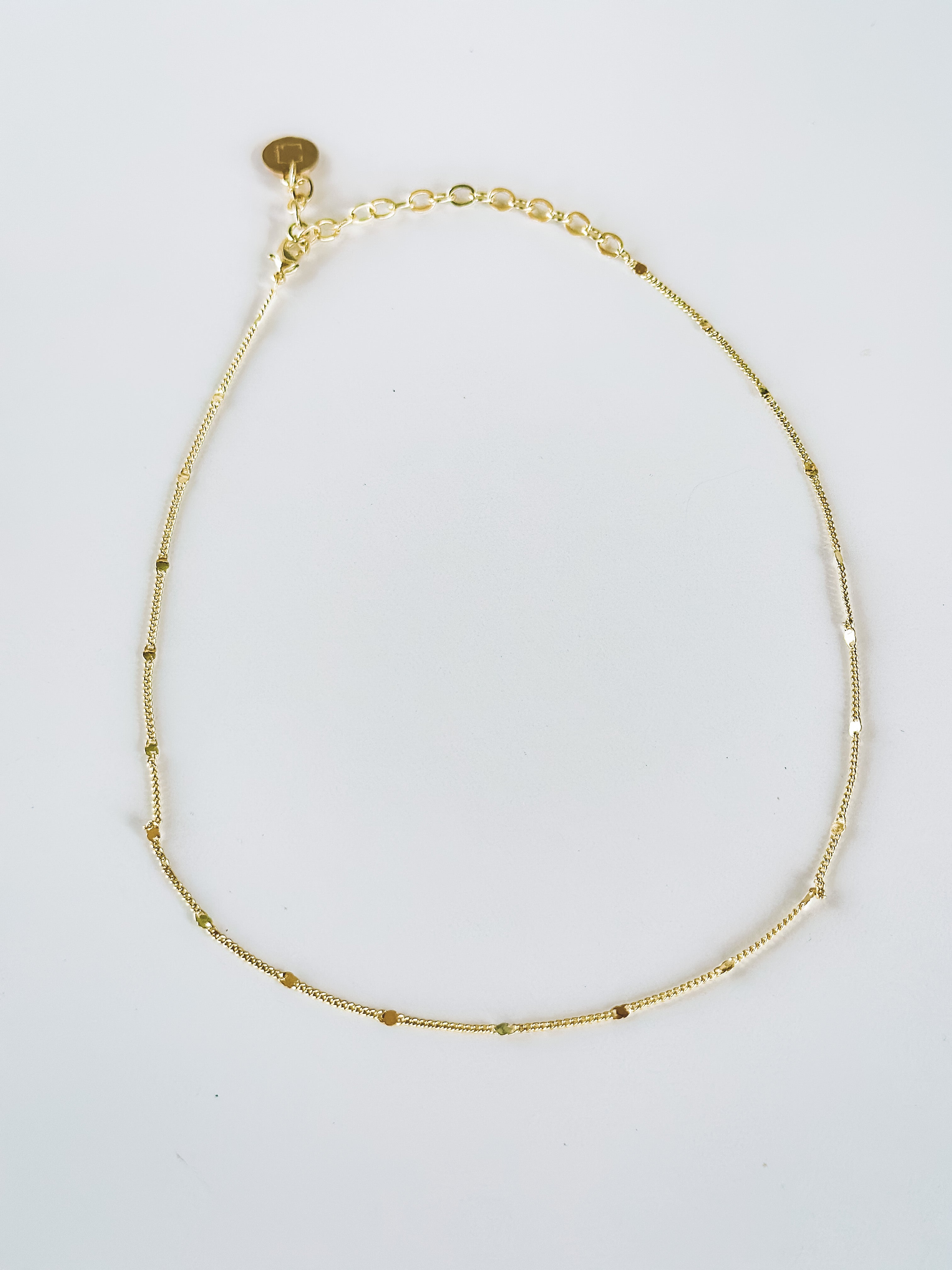 dainty gold necklace