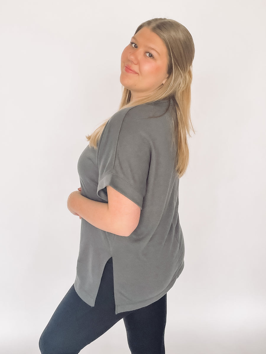 gray side slit top